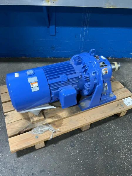 SUMITOMO 25 HP GEAR DRIVE   -  CHHMS25-6215-B-59