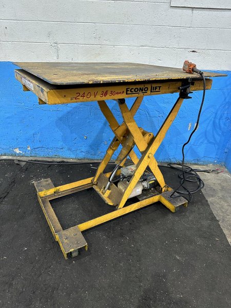 2000 LB ECONO-LIFT HYDRAULIC SCISSOR LIFT TABLE: STOCK #77596