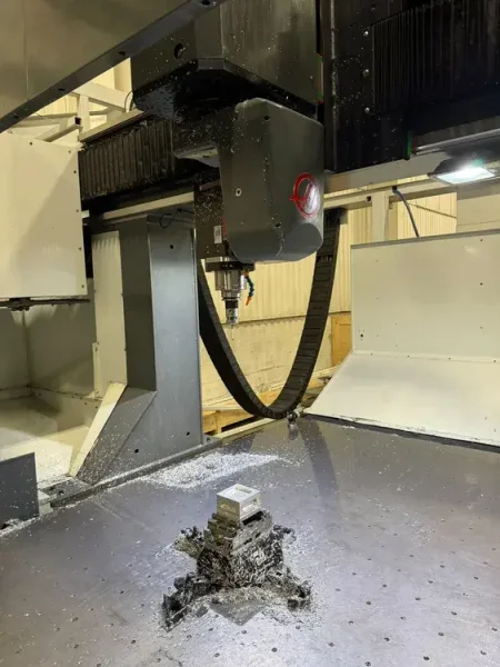 2019 HAAS GM-2-5AX | Millers, Gantry, CNC