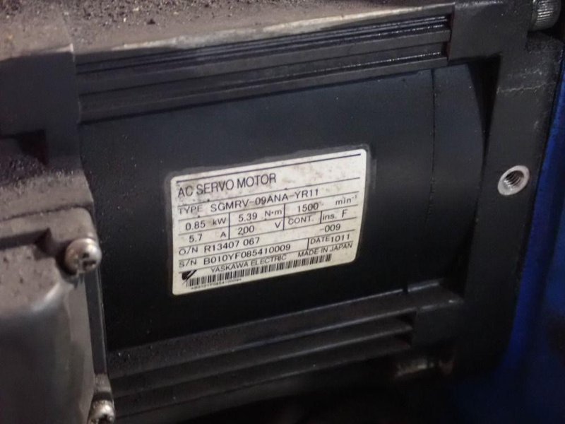 MOTOMAN / YASKAWA ELECTRIC 2.0KVA ROBOT  -  MH6