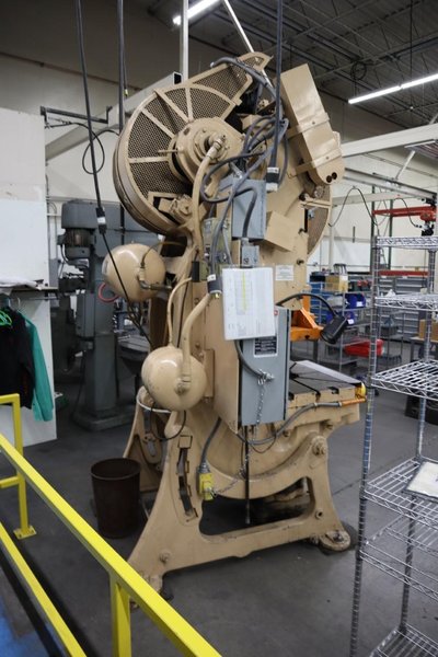 Bliss 21-1/2 OBI Punch Press, 60 Ton Back Geared, 3.75" Stroke, Air Clutch Brake- Auction Item