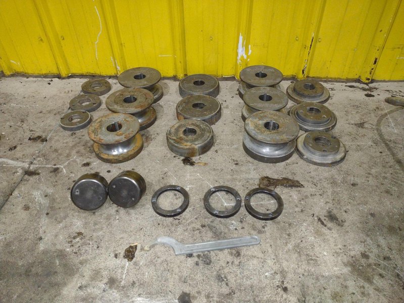 2.5" X 2.5" TAURING MODEL #BS50 POWERED ANGLE BENDING ROLL: YORBO #24869