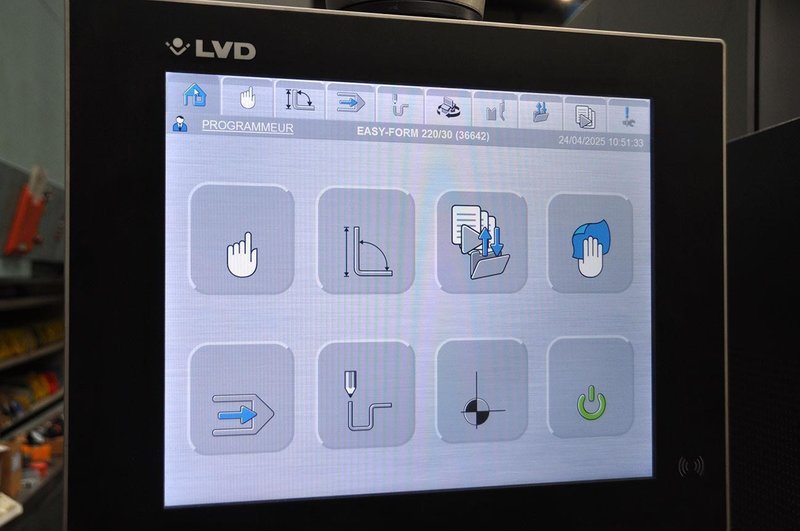 LVD PPEB - 250 ton x 4100 mm CNC