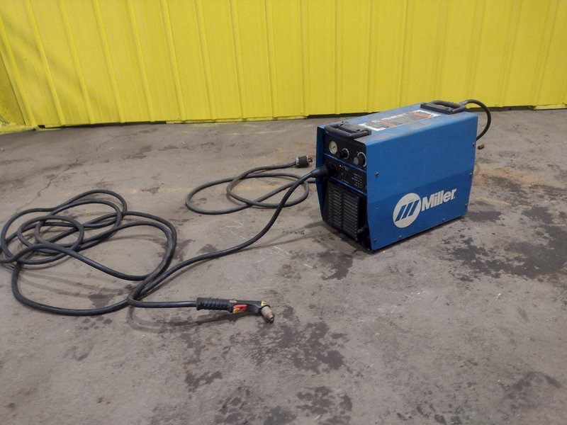 55 AMP MILLER SPECTRUM 2050 DC PLASMA CUTTING SYSTEM WITH AUTO-LINE: STOCK #18703