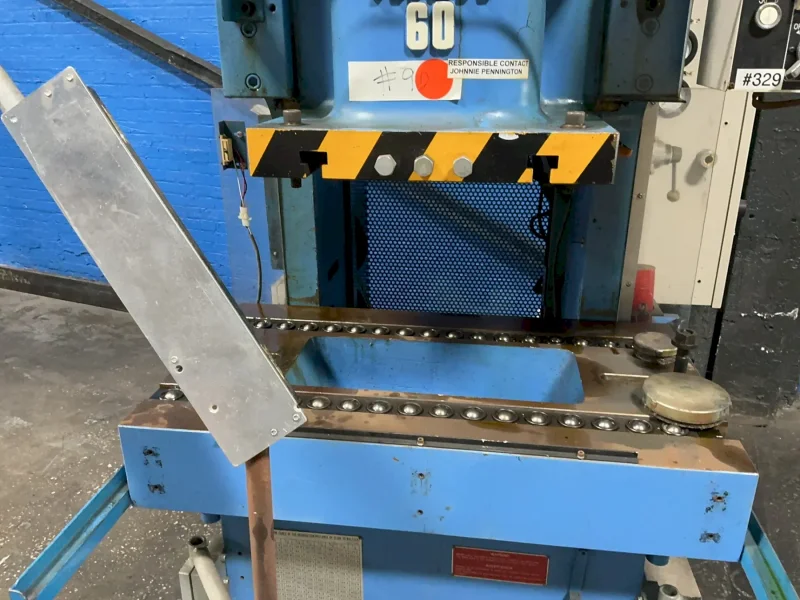 AIDA 66 TON GAP FRAME PRESS  -  NC1-60(2)