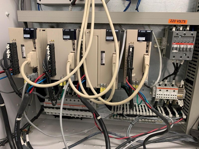 2011 Milltronics VM22 with Sidemount Tool Changer and 15,000 RPM Spindle