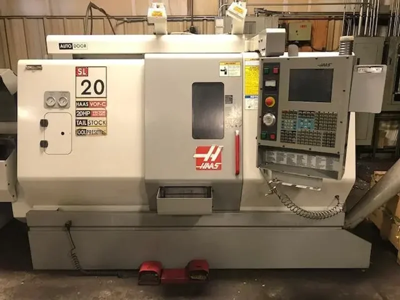 2004 HAAS SL20T | Lathes, CNC