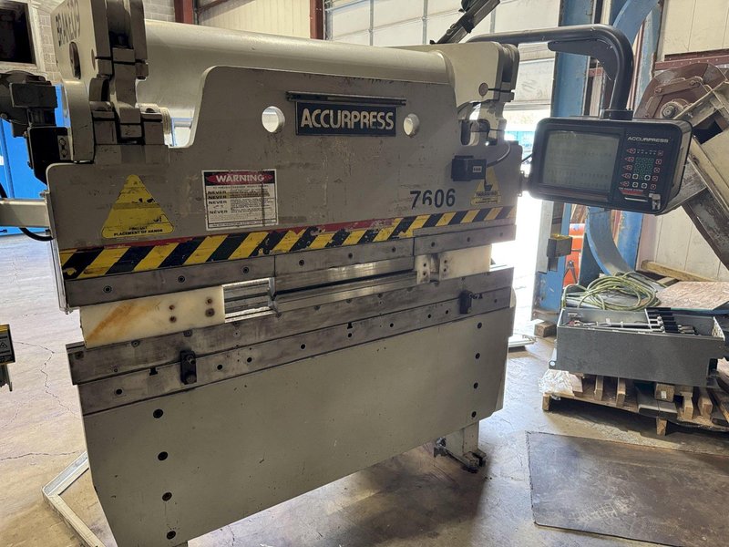 60 Ton X 6’ Accurpress Model 7606 CNC Hydraulic Press Brake
