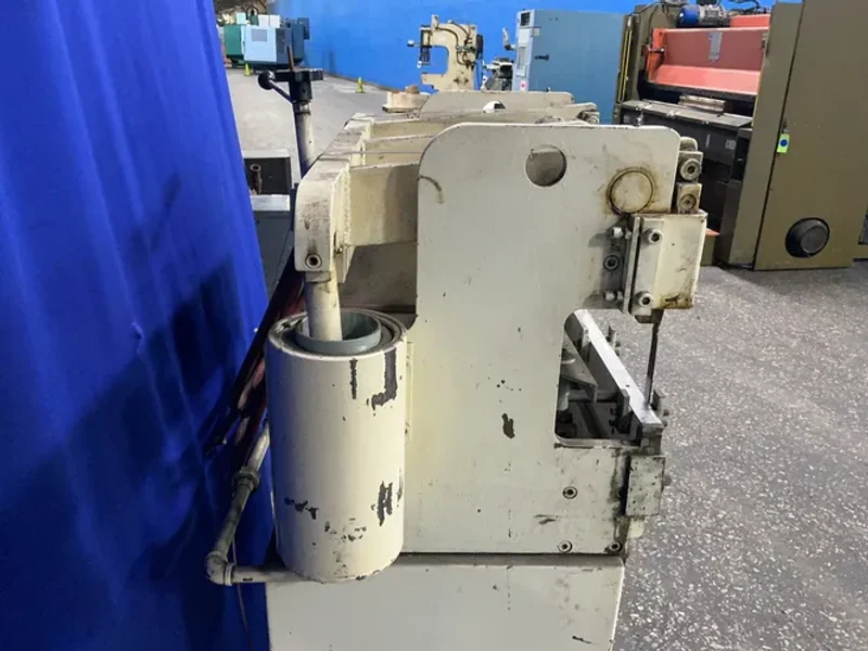 Bantam 110 Psi Press Brake - 24 / 12ton