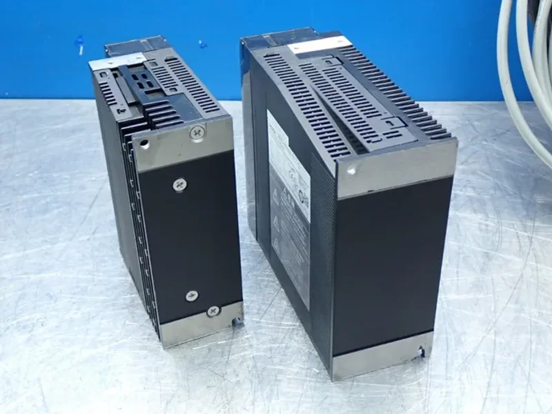 OMRON ACCURAX LINEAR MOTOR PICK &amp; PLACE SYSTEM  -  R88L-ES-PM-C110-B300-0001