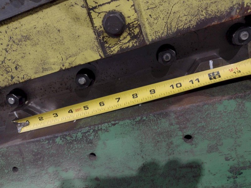 36" WIDE R-PANEL PROFILE HYDRAULIC CROP SHEAR: STOCK #19240