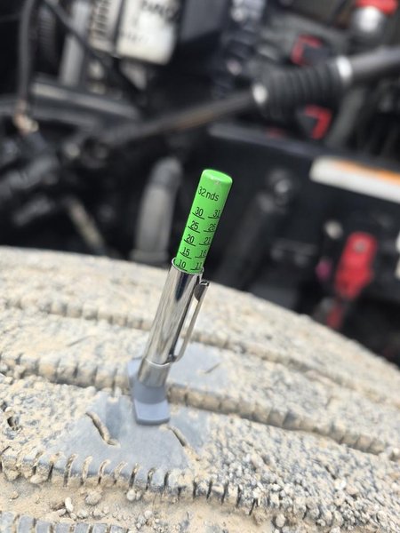 2022 Peterbilt 567 804176