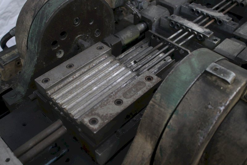 BURR OAK HAIRPIN BENDER: STOCK # 75149