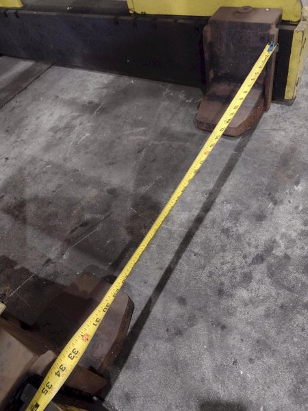 30,000 LBS AVON ENGINEERING LIMITED MODE 5160-04 PALLET/SHEET LIFTER: STOCK #23559