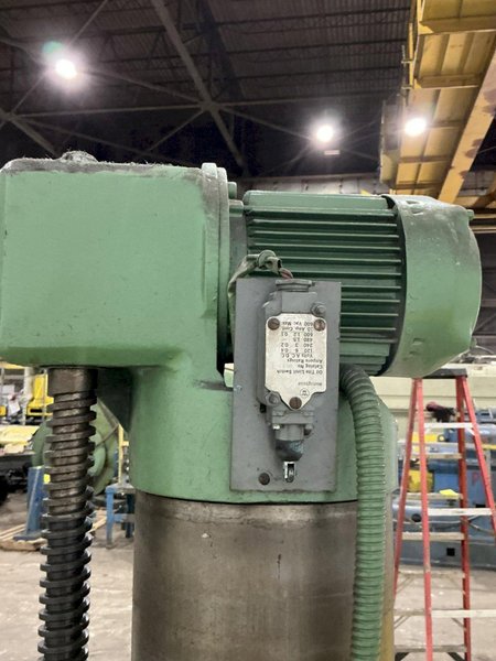 3' X 9" WILLIS BERGO BERGONZI MODEL #FS870 RADIAL ARM DRILL: YOBRO #25326