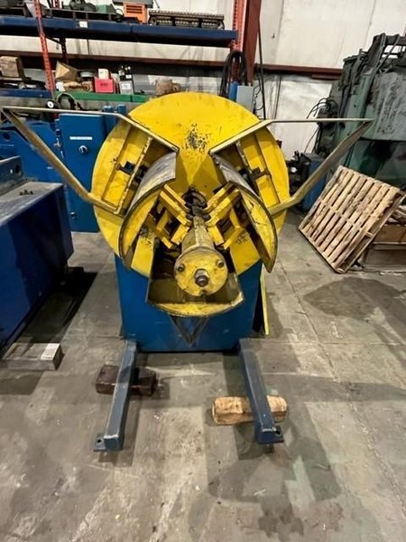 4,000# X 20" CHS NONPOWERED  UNCOILER  COIL REEL STOCK#3642