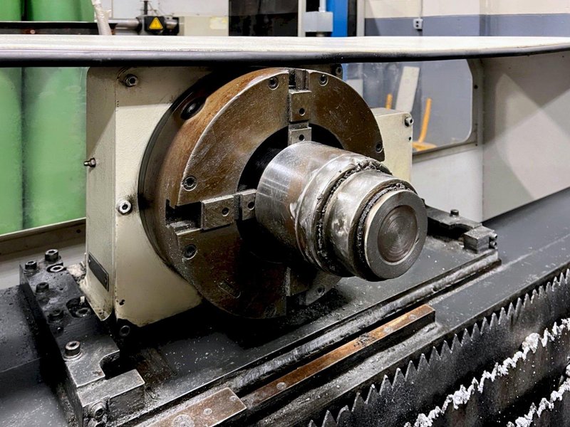 Mazak Space Gear 510 MKII 6 Axis w/Rotary Unit