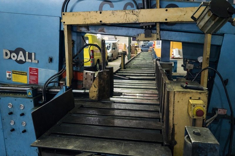 Doall - 1000 x 660 mm CNC