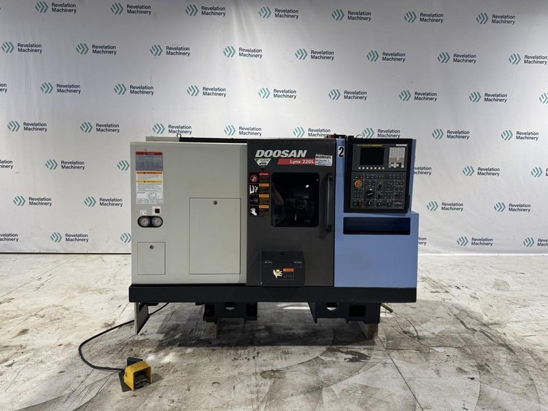 Doosan Lynx 220LC CNC Turning Center Lathe, 2013 – Chip Conveyor