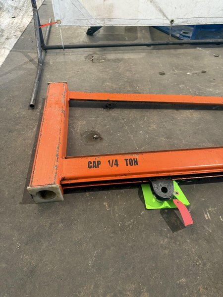 9&#039;6&quot; X 1/4 TON JIB CRANE. STOCK # 1004025.