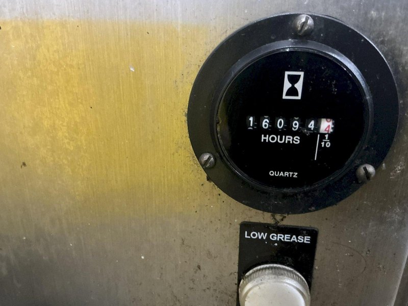 30" X 30" HARMONY ENTERPRISES MODEL #PERFSSHB24 STAINLESS STEEL EXTRACT PLUS HORIZONTAL BALER &amp; PERFERATOR, FOR ALUMINUM CAN &amp; BOTTLES LIQUID EXTRACTION: YOBRO #25023