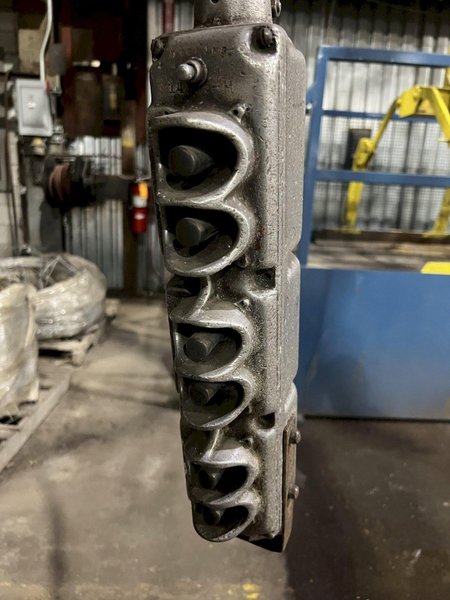 3 TON X 15' SHEPARD-NILES WALL MOUNTED POWERED GANTRY CRANE: STOCK 18470