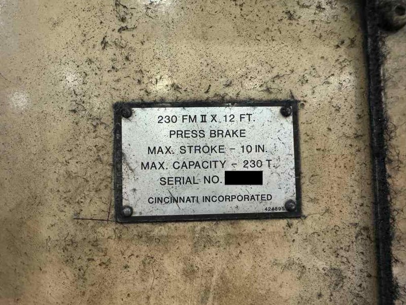 230 Ton x 12′ Cincinnati 230 FMII CNC Press Brake – Touch Screen Control