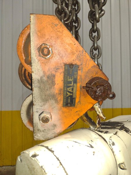 1 TON COFFING HOIST: STOCK #22474