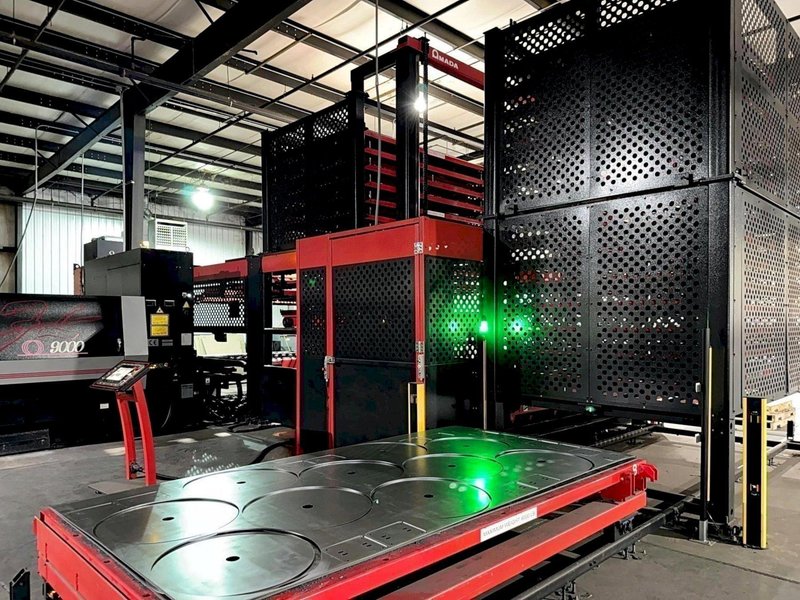 Amada Ensis 3015 AJ 9KW Fiber