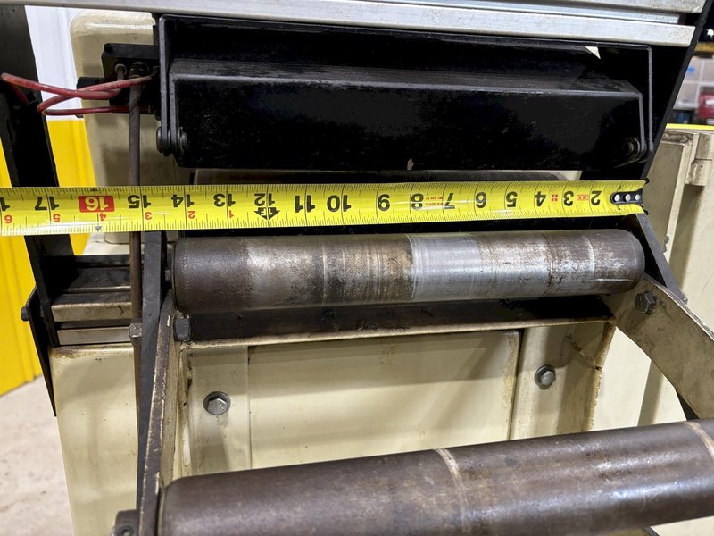 12&quot; X .125&quot; CWP MODEL #SE12B MOTORIZED COIL STRAIGTHENER. STOCK # 1007324