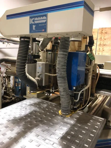 1995 KOMO 1995 | Routers