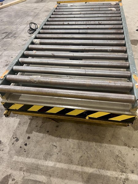 4,000 LB X 72" X 36" SOUTHWORTH MODEL #LS4-36 HYDRALUIC LIFT TABLE WITH ROLLER TOP: STOCK #20906