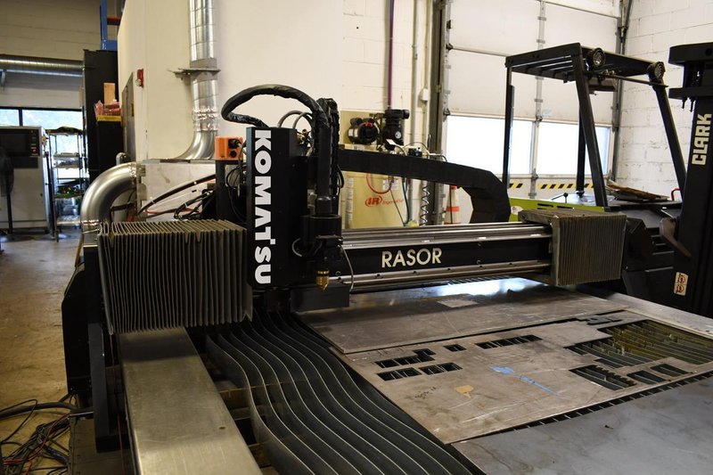 5′ x 10′ Komatsu Rasor KCR1251 Plasma, 1999 – Factory Rebuilt