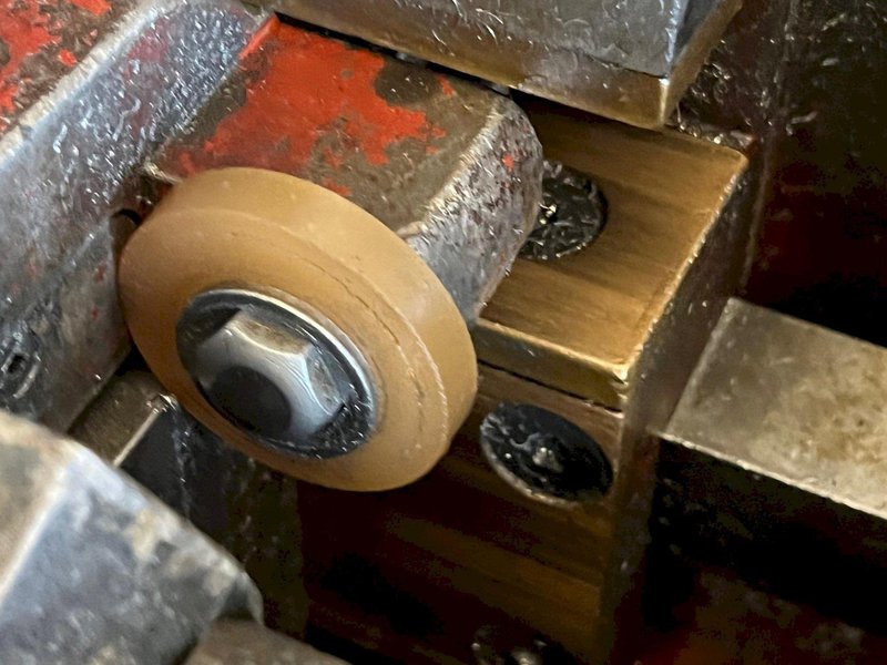 National Model 320 High Speed Roller Header
