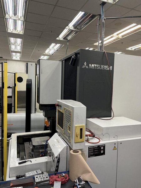 Mitsubishi EA12V Sinker EDM