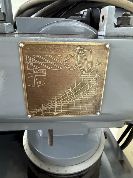 Toolmex NUA25M Tool &amp; Cutter Grinder