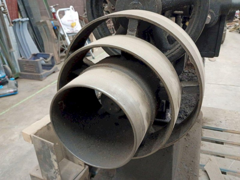 OSTER VINTAGE PIPE THREADER MACHINE: YOBRO #24095