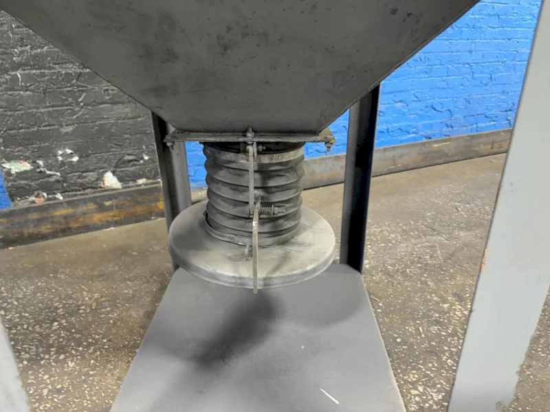 DONALDSON TORIT DUST COLLECTOR   -  VS-550