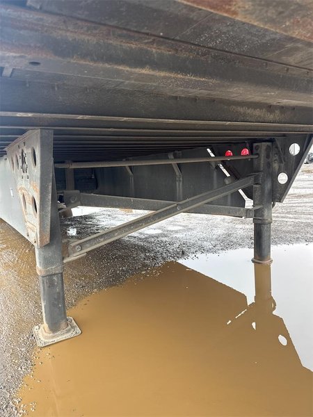 2022 Utility 53x102 1UYVS2536N3476405