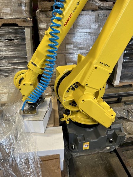 Fanuc M-710iC 45M 6-Axis Robot w/45kg Payload, 2021 – Fanuc R-30iB Plus Control, Teach Pendant, Never Used