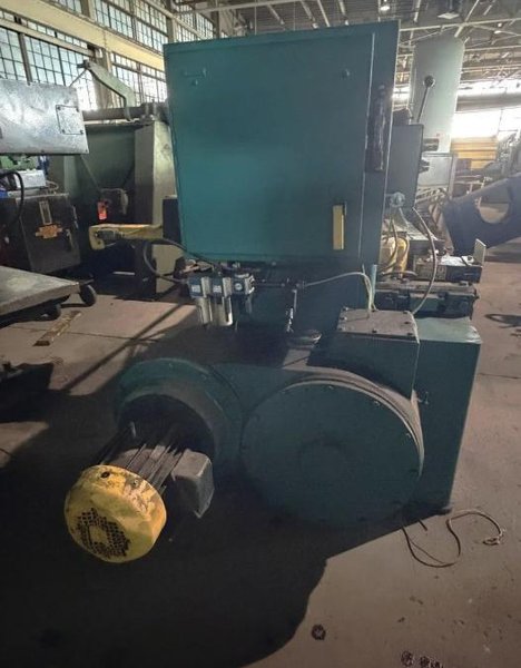 8' X 10 GA NIAGARA #68 SQUARING SHEAR. STOCK # 0758526
