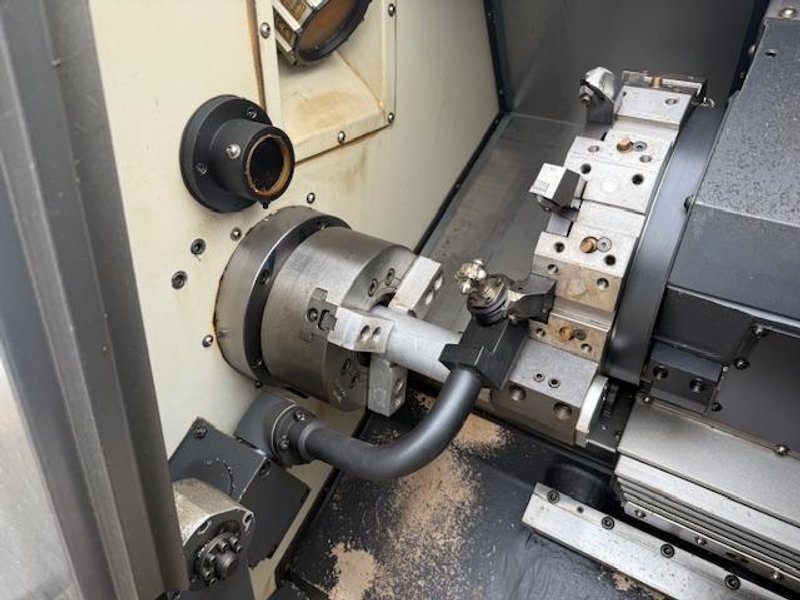 Doosan Lynx 220LC CNC Turning Center Lathe, 2013 – Chip Conveyor