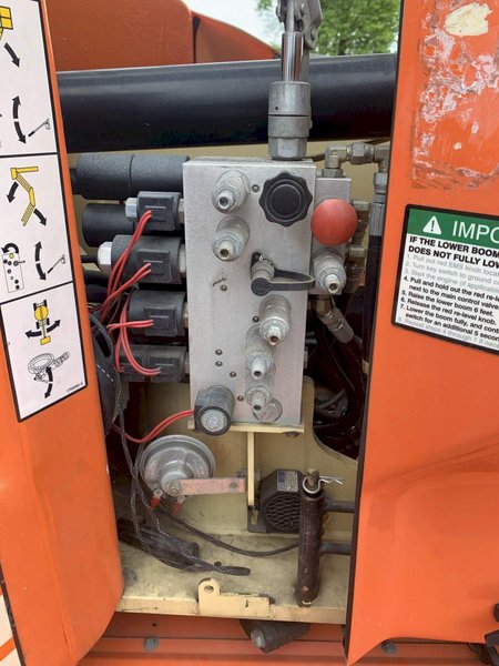 JLG MODEL: E400AJPN MANLIFT: STOCK #73042