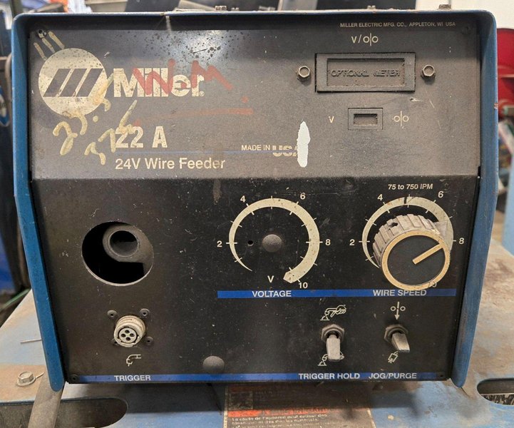 MILER CP-302 WELDER AND 22A 24V WIRE FEEDER