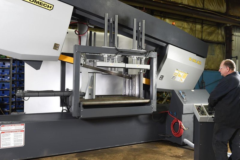 NEW 26"H x 42"W HYD-MECH H-26/42 SEMI AUTOMATIC HORIZONTAL BAND SAW