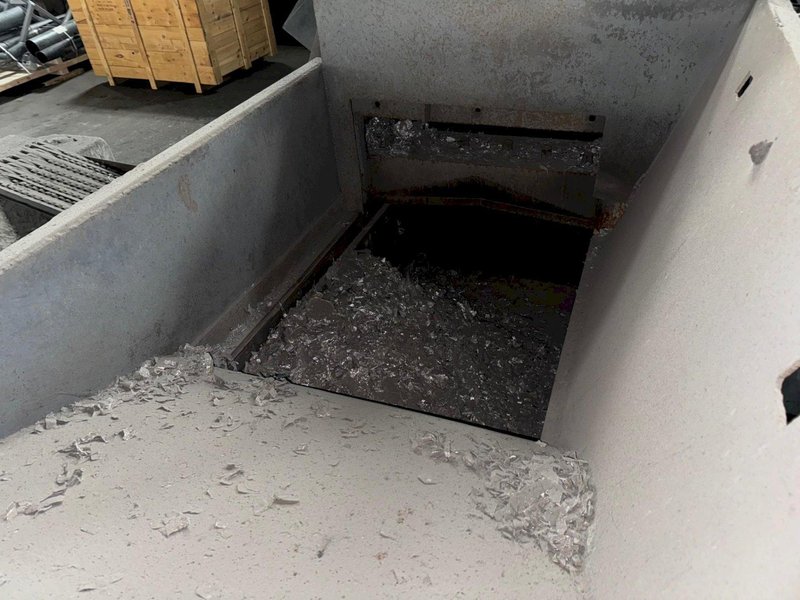 HARRIS TGS-57 METAL BALER/BRIQUETTER. STOCK # 0997024