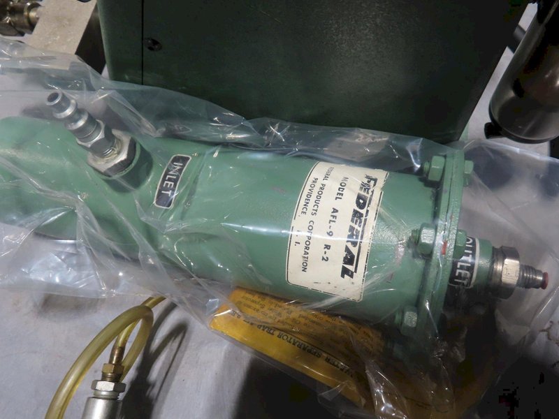 Sheffield Precisionaire Air Gauge, Federal Dimensionair Air Gauge to 0.00002", Federal AFL-9 R-2 Oil/Water Seperator and Accucal Flowmeter- Auction Item
