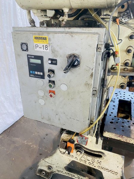 28 TON WALSH MODEL 28 OBI PRESS. STOCK # 0617020