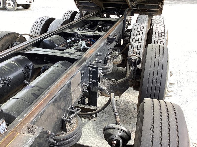 2022 Mack Granite 64F 1M2GR4TC0NM001422