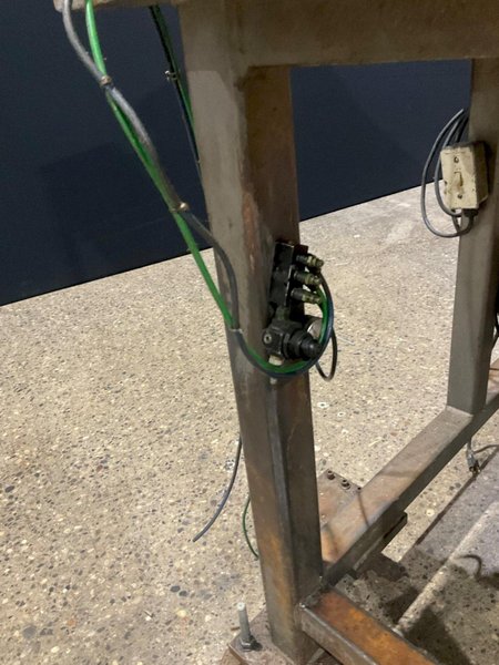 CUSTOME FEEDER COMPANY 14 065 RK FEEDER USED